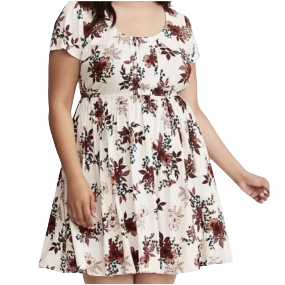 Torrid Stretch Challis Floral Babydoll Dress Size 2X XXL Pintuck Cottagecore